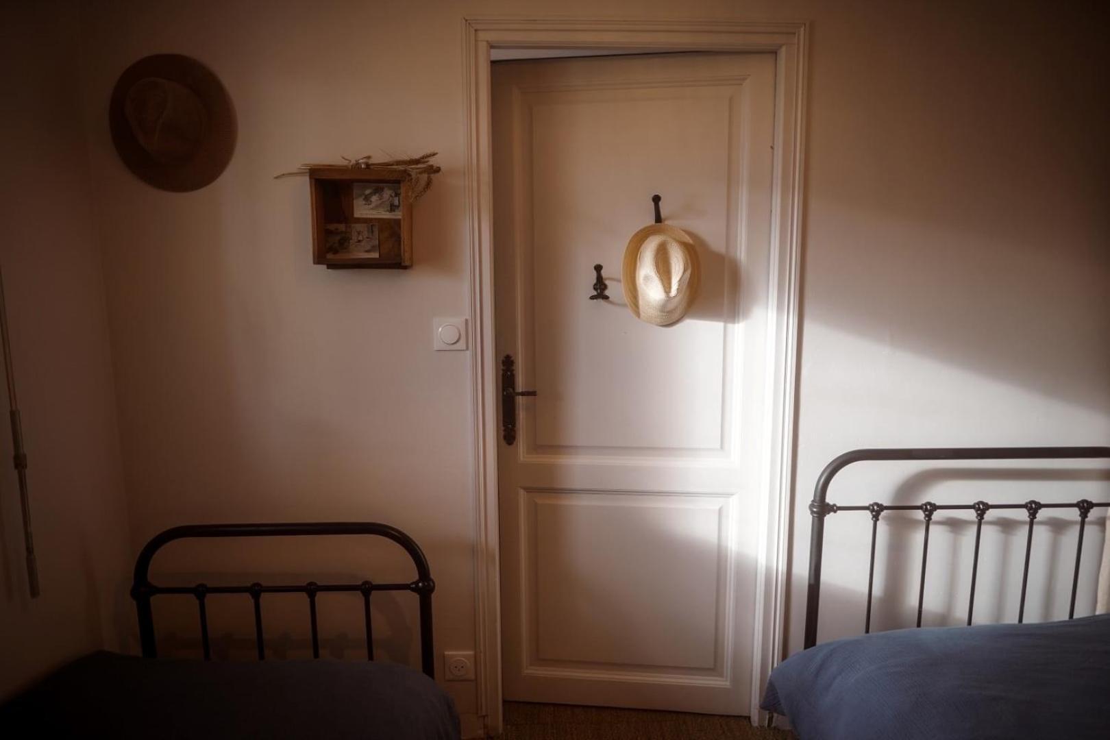 Bed and Breakfast Chez Guilem Saint-Maixent-lʼÉcole Esterno foto