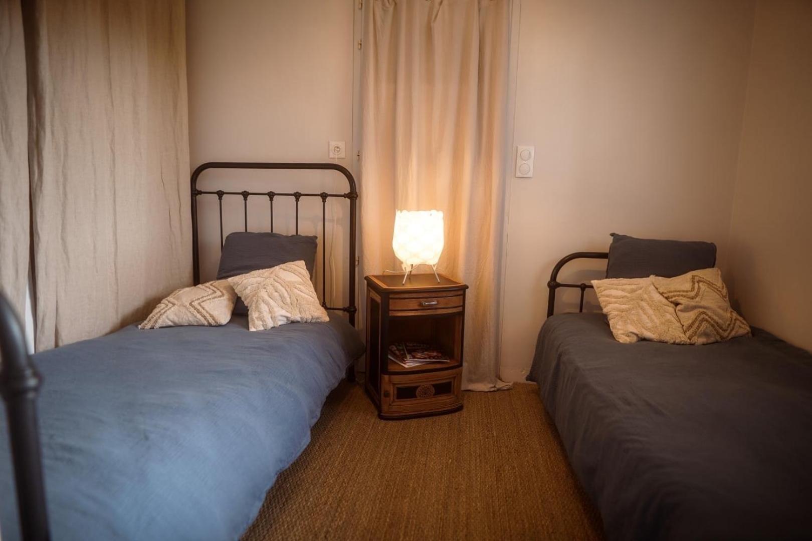 Bed and Breakfast Chez Guilem Saint-Maixent-lʼÉcole Esterno foto