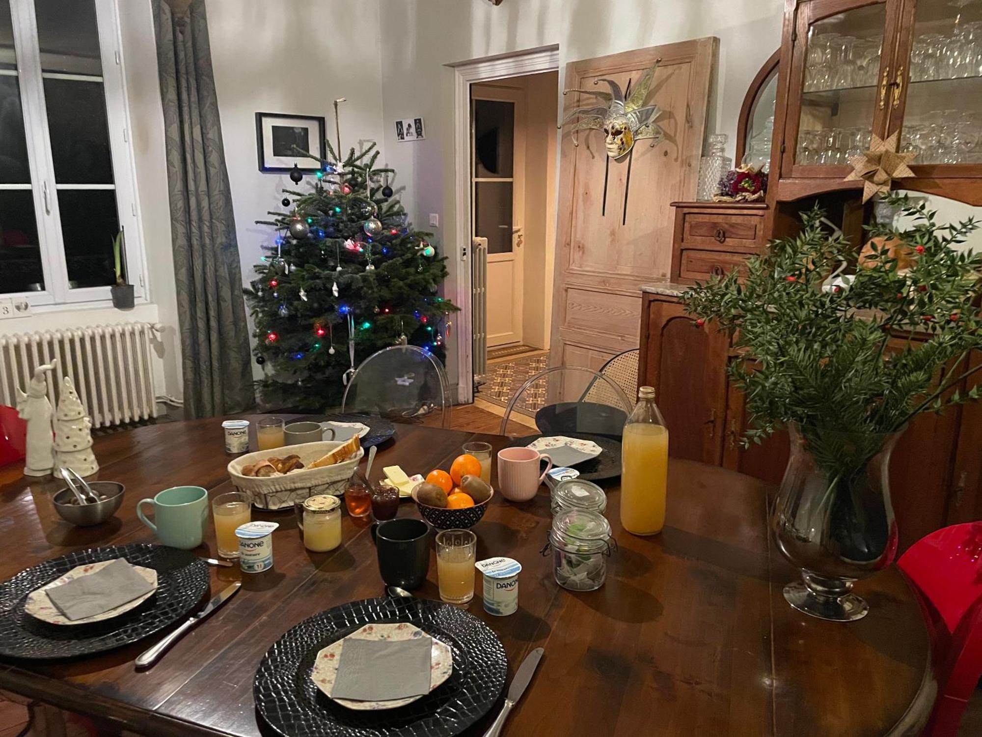 Bed and Breakfast Chez Guilem Saint-Maixent-lʼÉcole Esterno foto